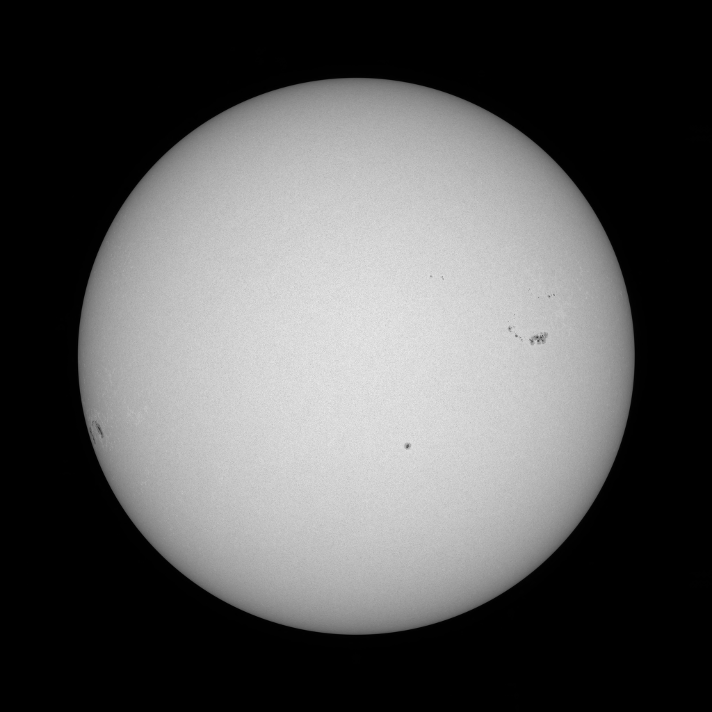Tarcza Słońca z plamami — SDO/HMI